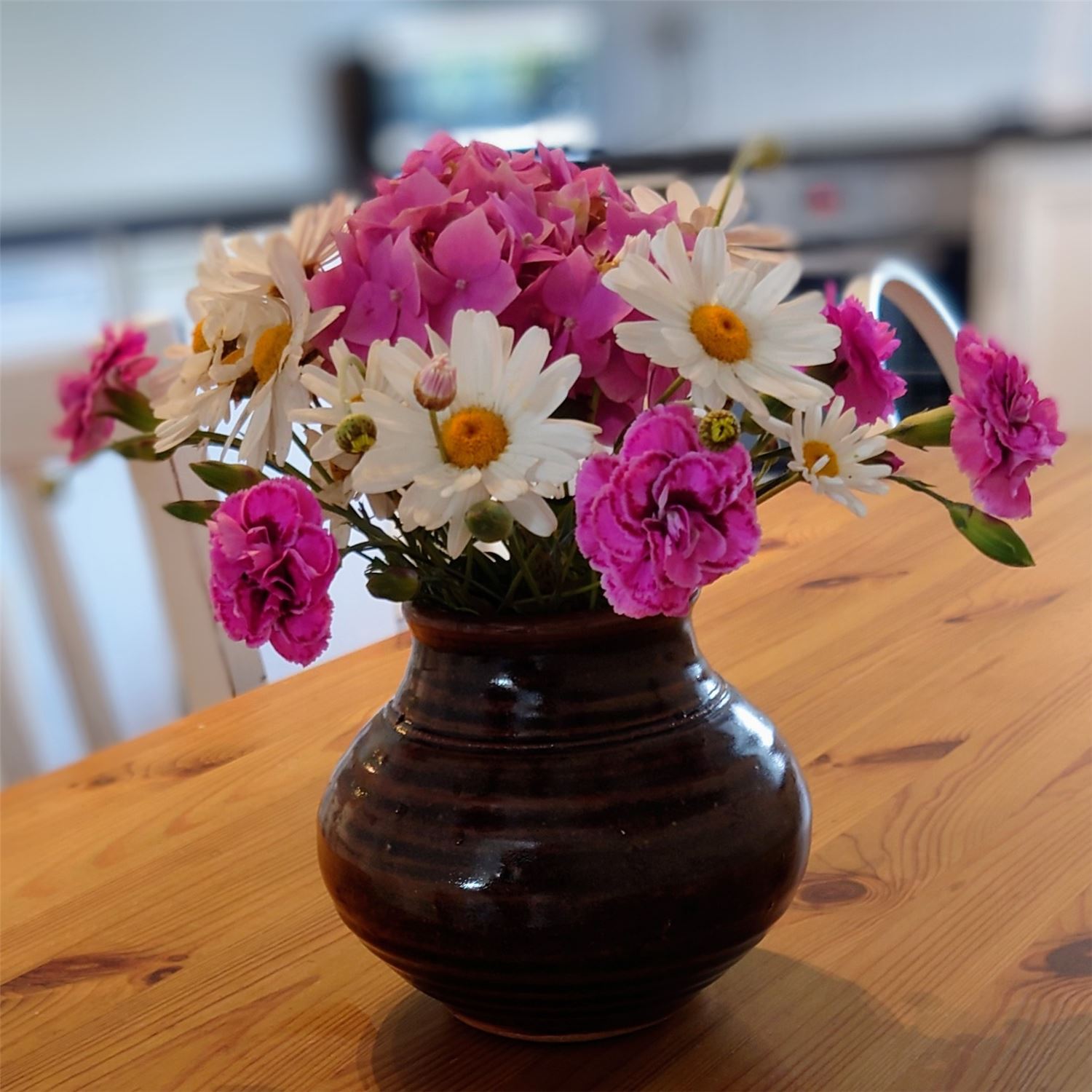 Lebanon Cottage spring flowers on the kitchen table