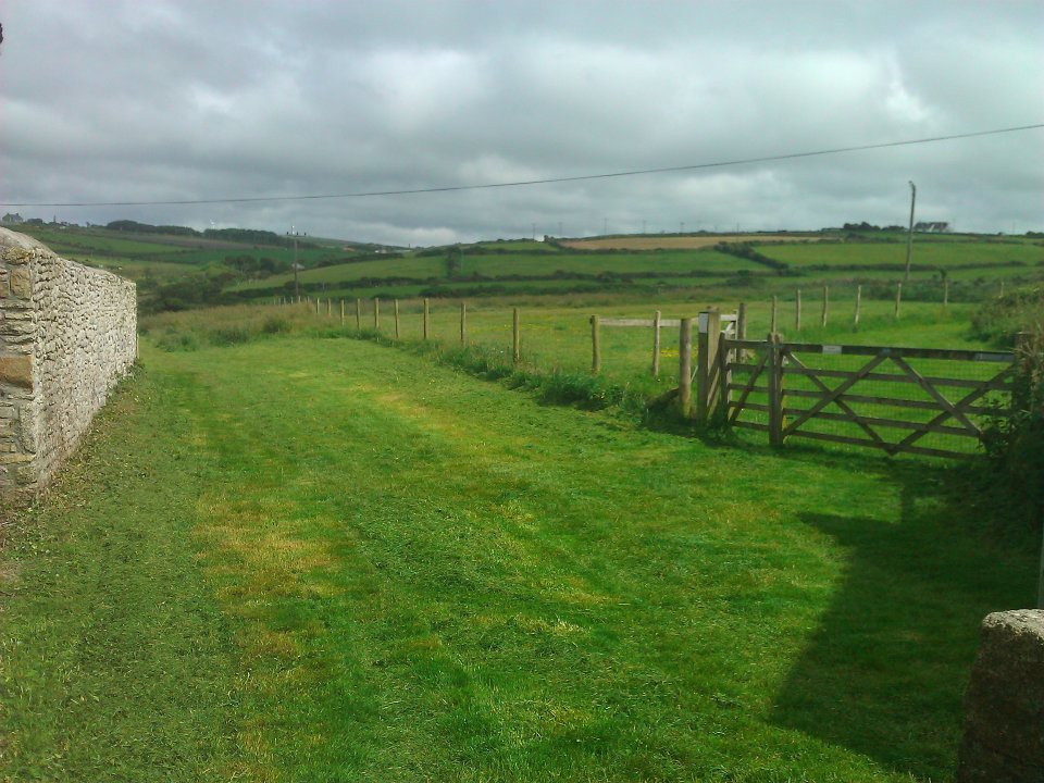 Lebanon Cottage play paddock